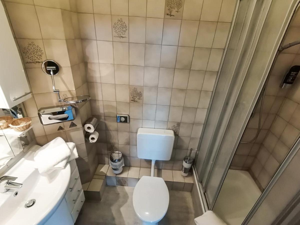 Hotel Kitzinger Hof An Der B8 Kitzingen Exteriér fotografie