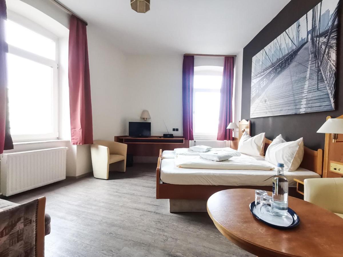 Hotel Kitzinger Hof An Der B8 Kitzingen Exteriér fotografie